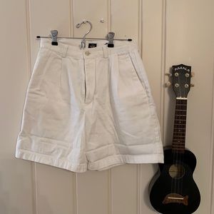 White vintage dockers shorts